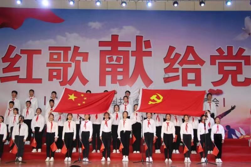 爸爸的拖鞋就像什么?