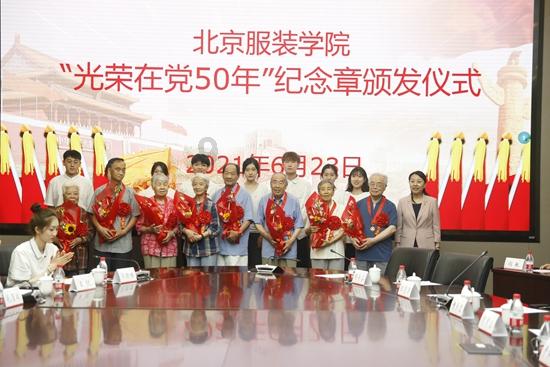 外蒙本是中国领土,近代独立成国,如今美女众多,却很多单身