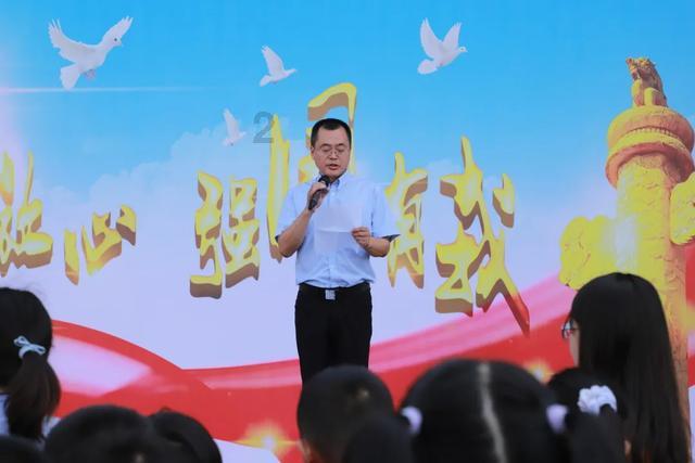 这是警察
